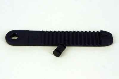 Стрэп внутренний зубчатый 108 X 20 X 4 с литой шпонкой 8 ,наконечник-шип с винтом