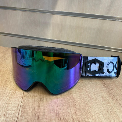 Очки Out Of Void Closed/The One Quarzo S2-3